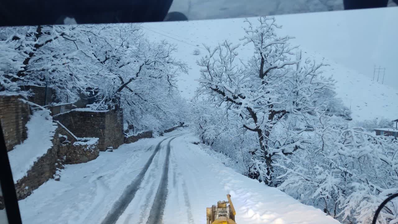 بارش ۲۰ سانتی‌متری برف در گردنه ژالانه